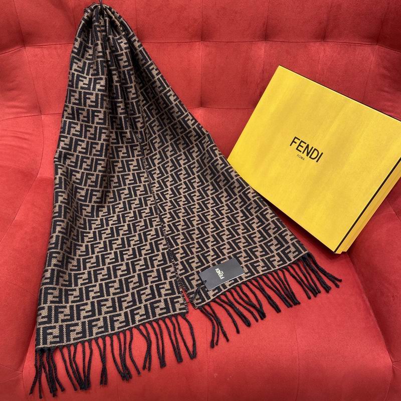 Fendi 180X30cm 100%羊绒 E21